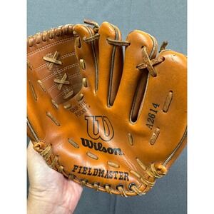 Wilson FieldmasterA2614 Baseball Glove Right Hand Throw Leather Grip Tite Pocket